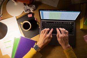 How to Sort by Cost on Upwork